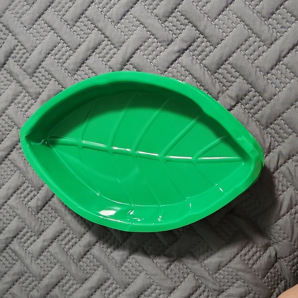 Leaf Bowls 8pcs